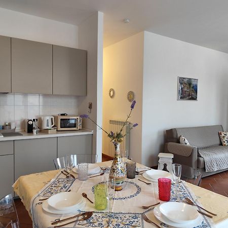 La Casa Di Giada, Appartamento In Villetta Con Aria Condizionata, Wi-Fi E Parcheggio Gratuito Poggi Exterior foto