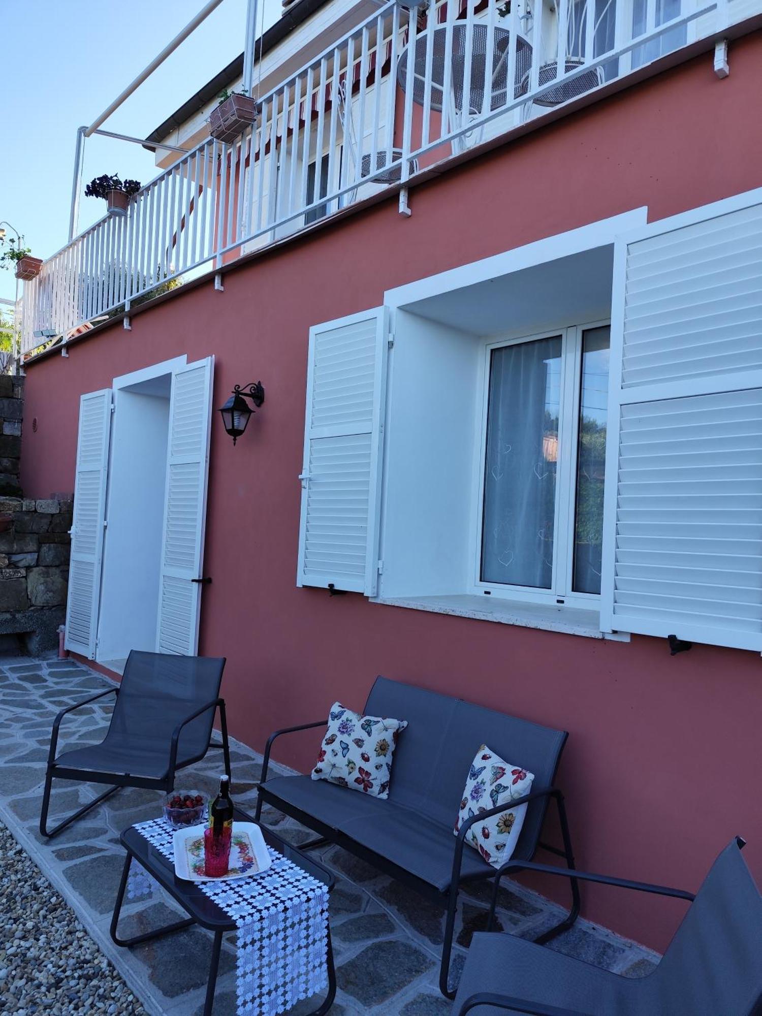 La Casa Di Giada, Appartamento In Villetta Con Aria Condizionata, Wi-Fi E Parcheggio Gratuito Poggi Exterior foto