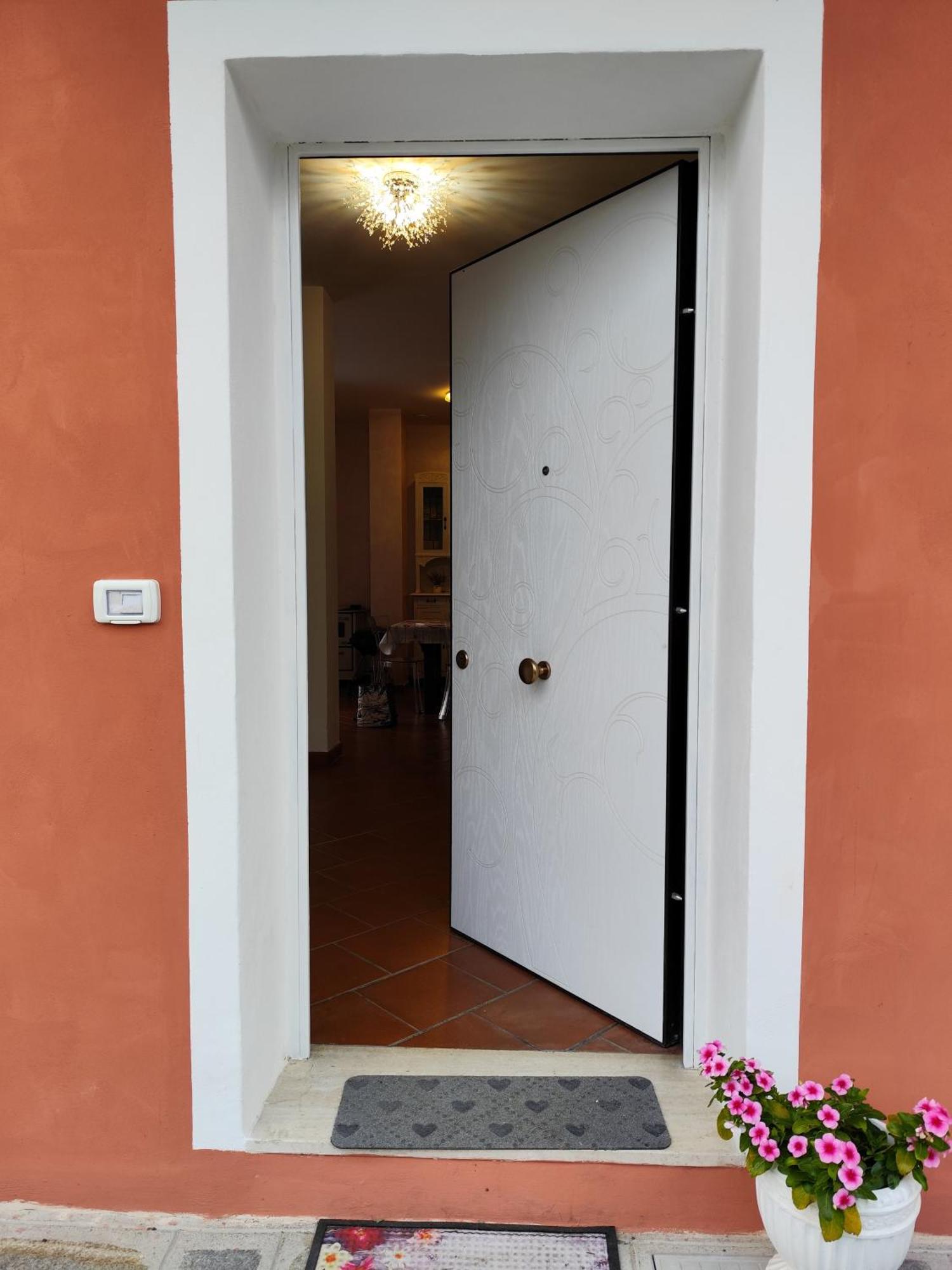 La Casa Di Giada, Appartamento In Villetta Con Aria Condizionata, Wi-Fi E Parcheggio Gratuito Poggi Exterior foto